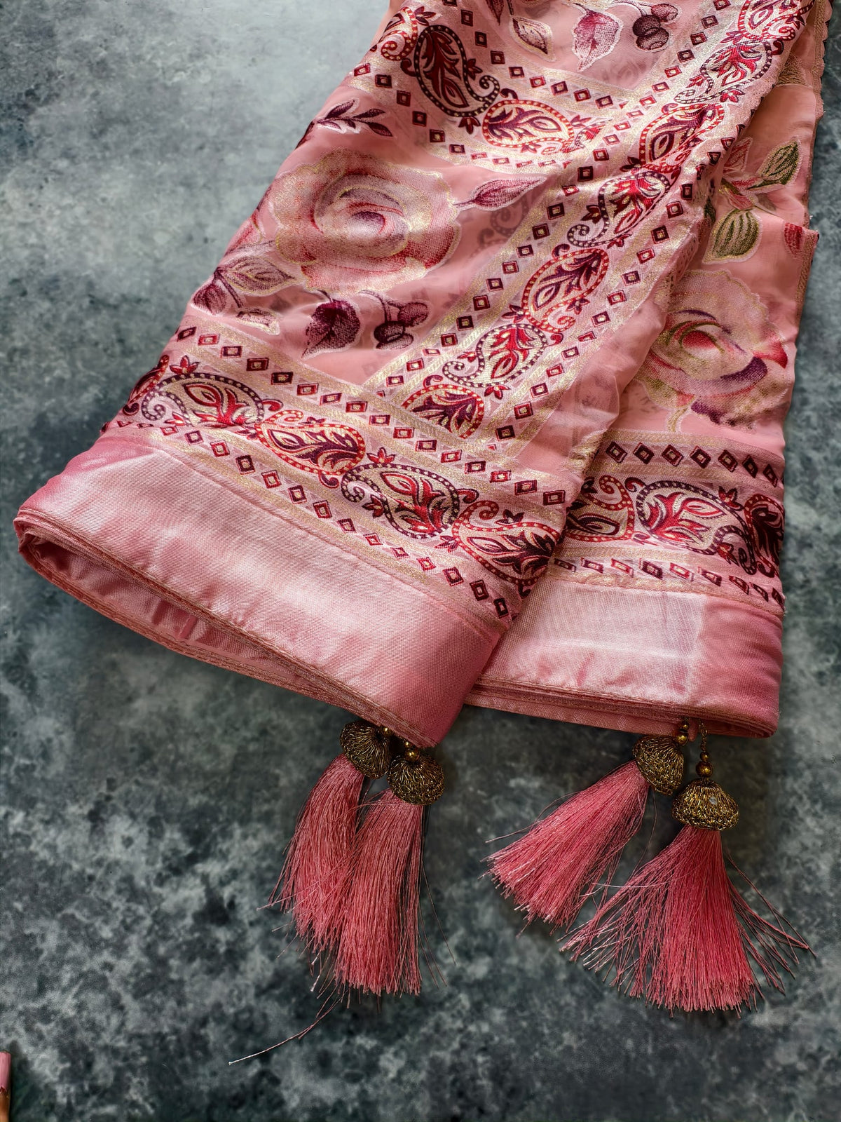 Gulistan Dupatta — product view 4