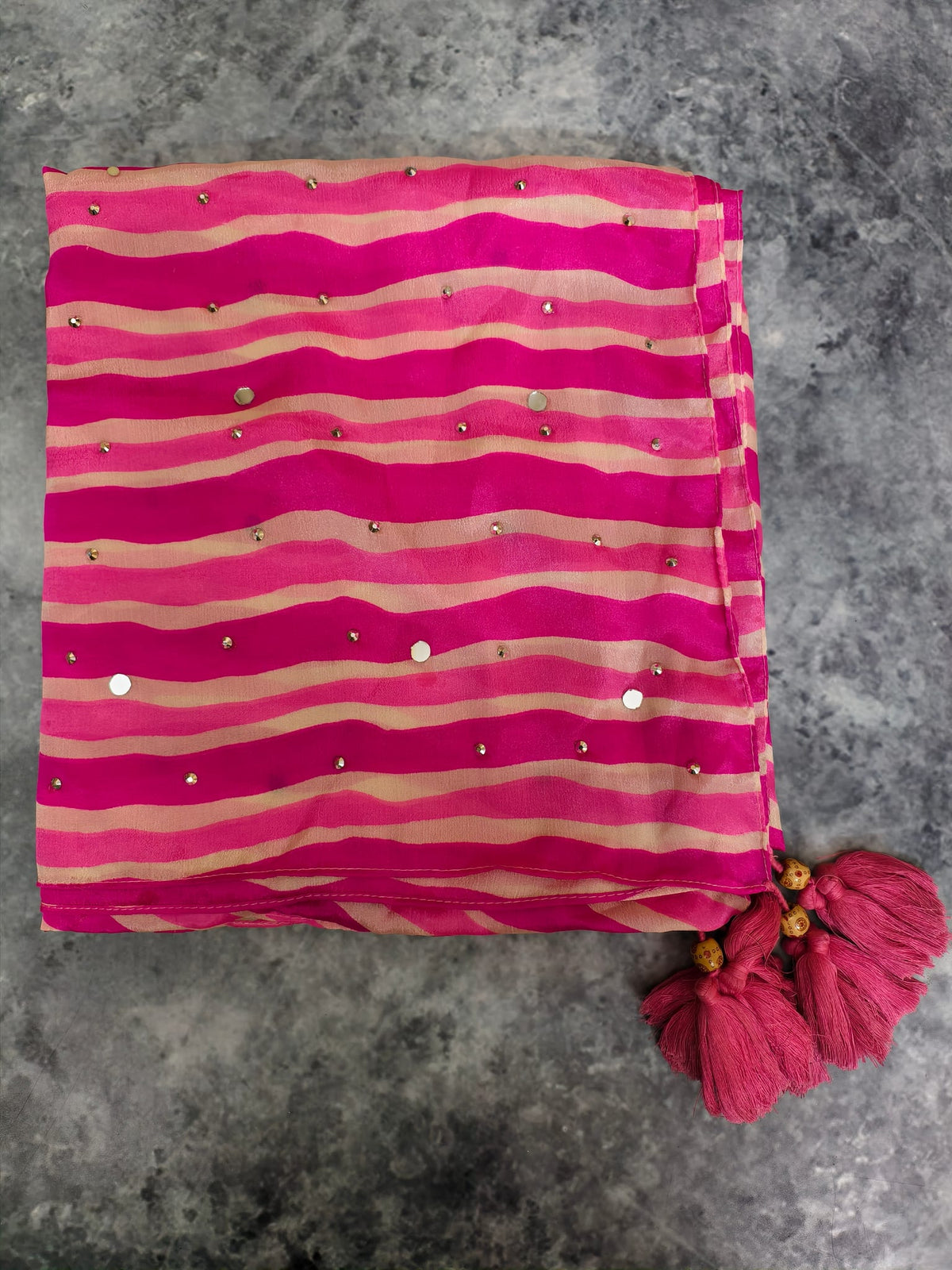 Fuchsia Wave Mirror Dupatta — product view 4